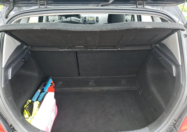Hyundai I30 cena 16000 przebieg: 240000, rok produkcji 2011 z Gdańsk małe 37